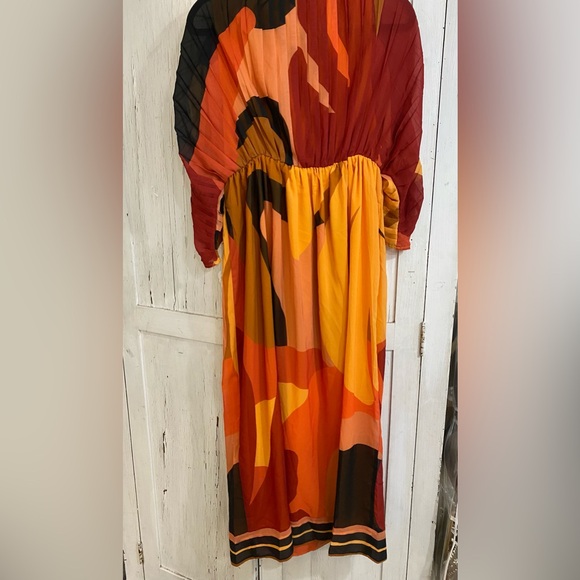 FARM Rio Multicolor Abstract Dress - Picture 2 of 4